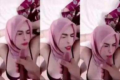 Jilbab Diyana Sakura Crot di Muka Mulut Penuh Sperma Panas